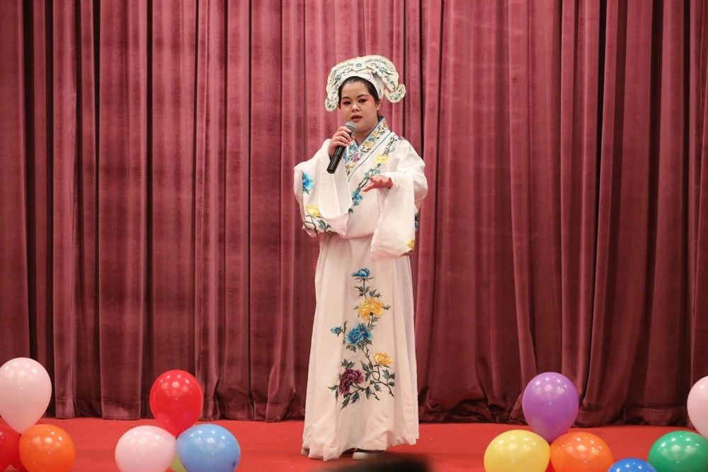 供应链部门越剧《桑园访妻》