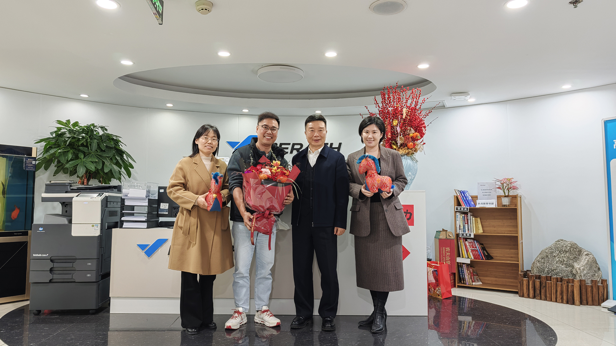 配图1-PC.jpg